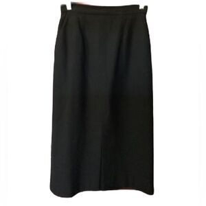 Ellen Tracy pencil skirt. 9/10